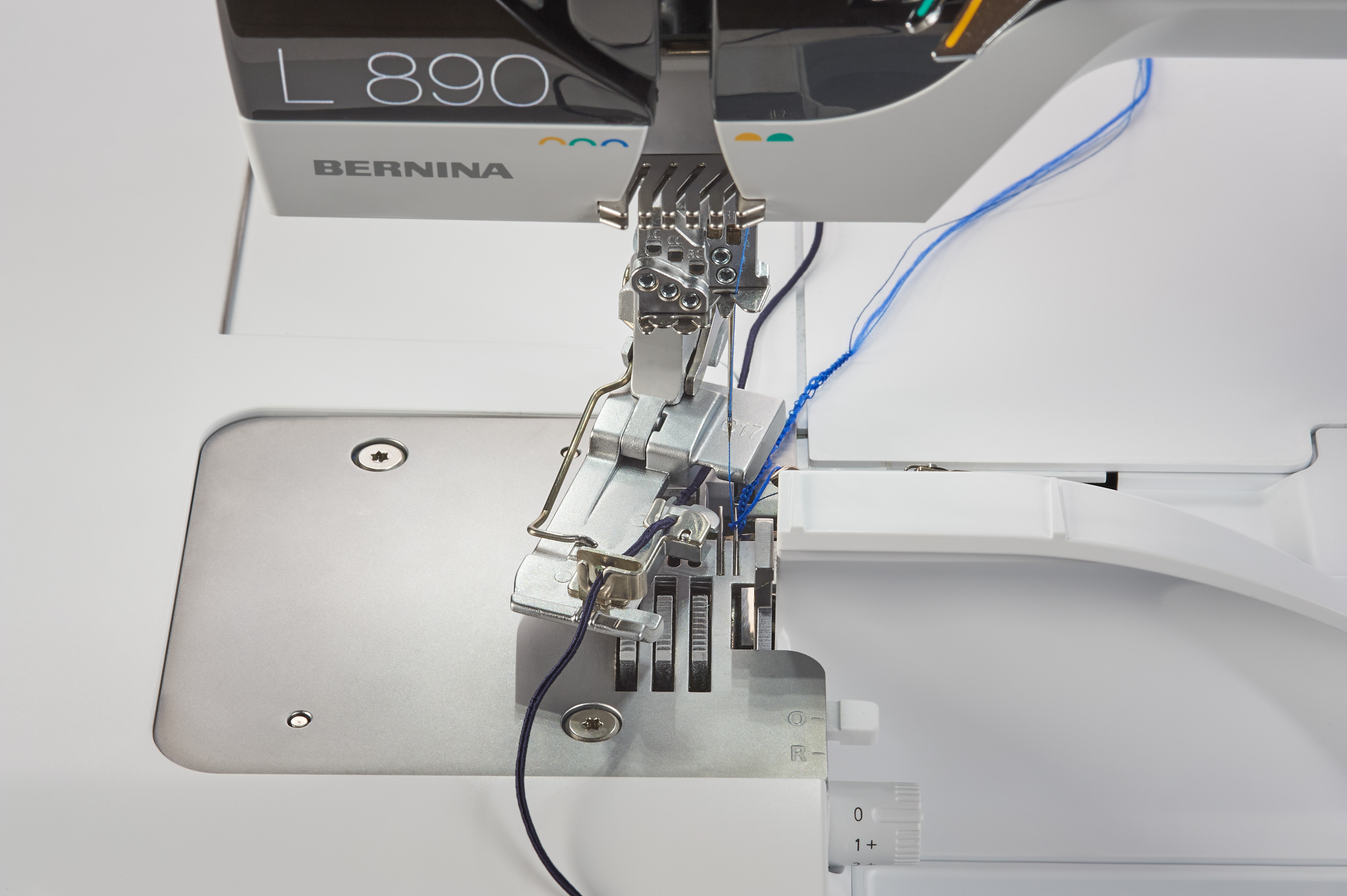 Bernina Schnureinnähuss #C17 für L890
