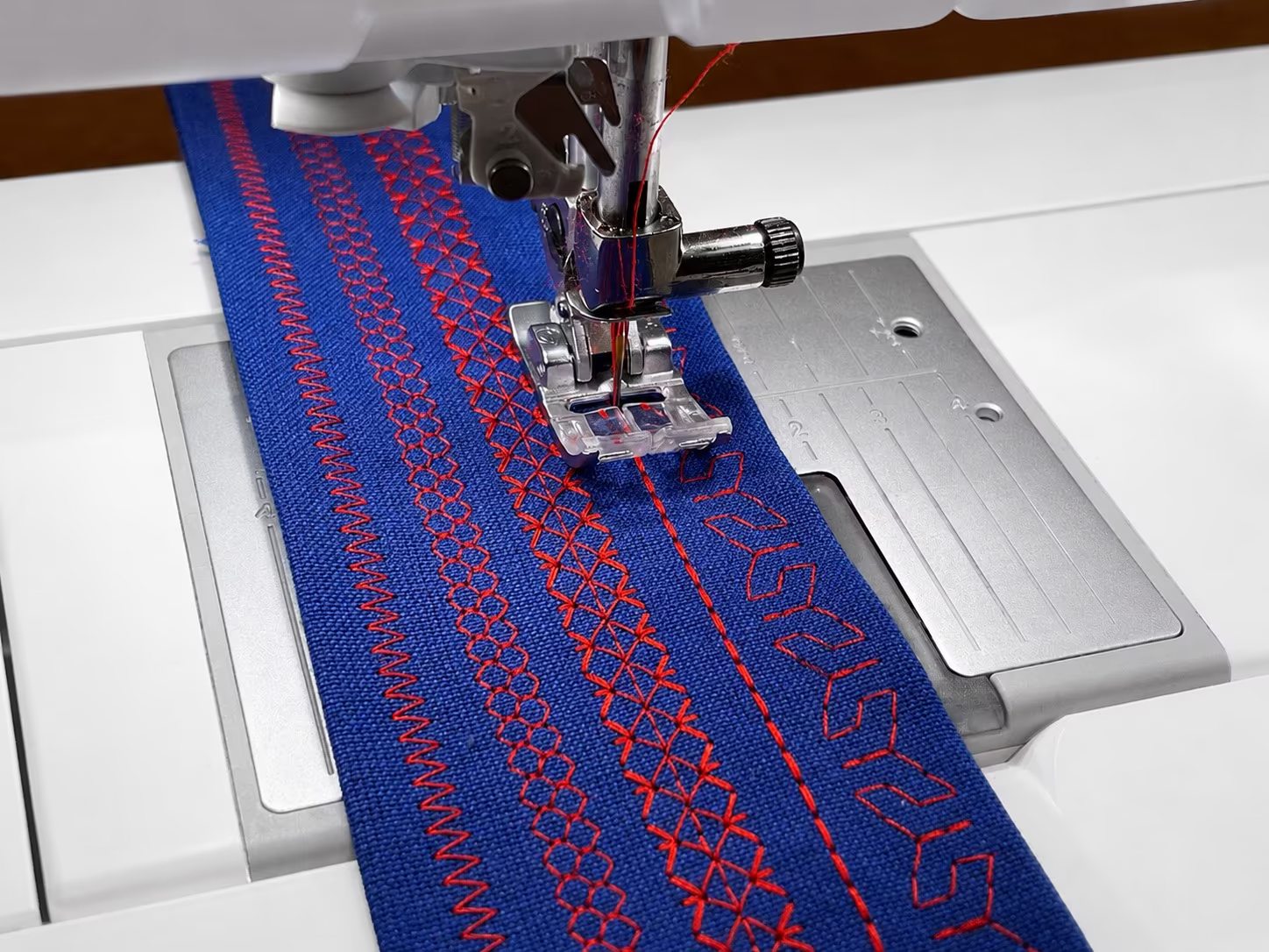 Pfaff creative expression 750 mit Stickmodul - gebraucht