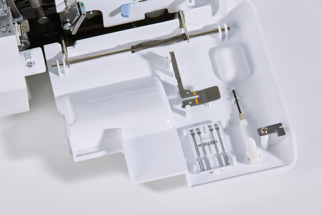 Brother Overlock 2104 D