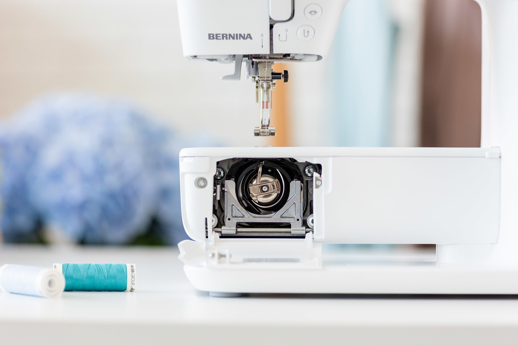 Bernina B 325 - Modell 2025