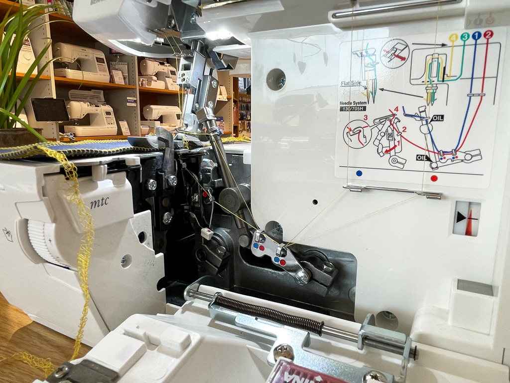 BERNINA L 450 Overlock - Vorführmodell mit Sonderzubehör