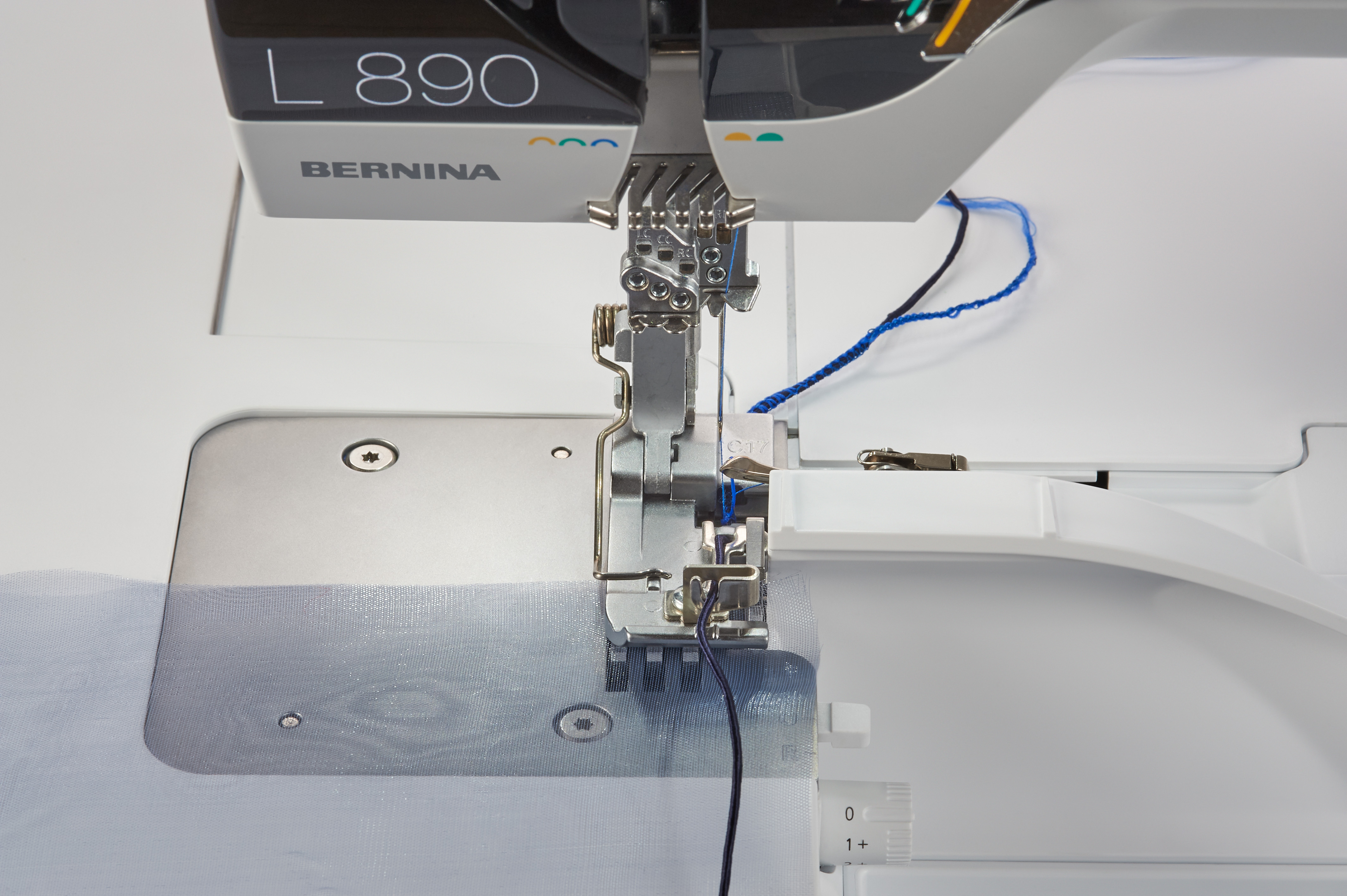 Bernina Schnureinnähuss #C17 für L890
